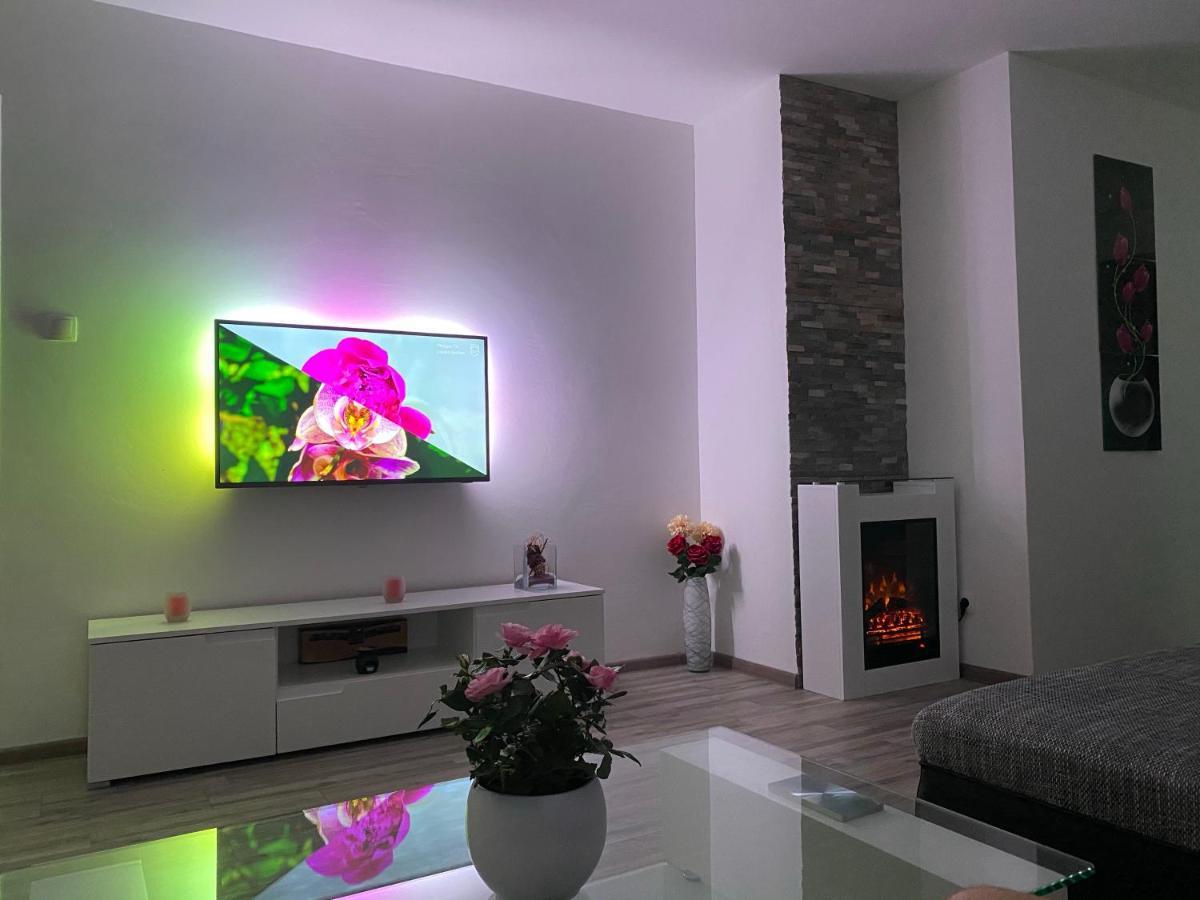Guesthouse L&K Brinje Dış mekan fotoğraf